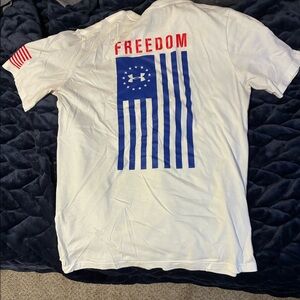 Under Armour men’s shirt